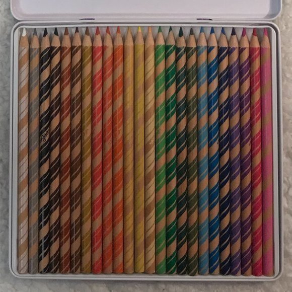 eeBoo Artist Colors 24 Pencil Set - Picture 3 of 3